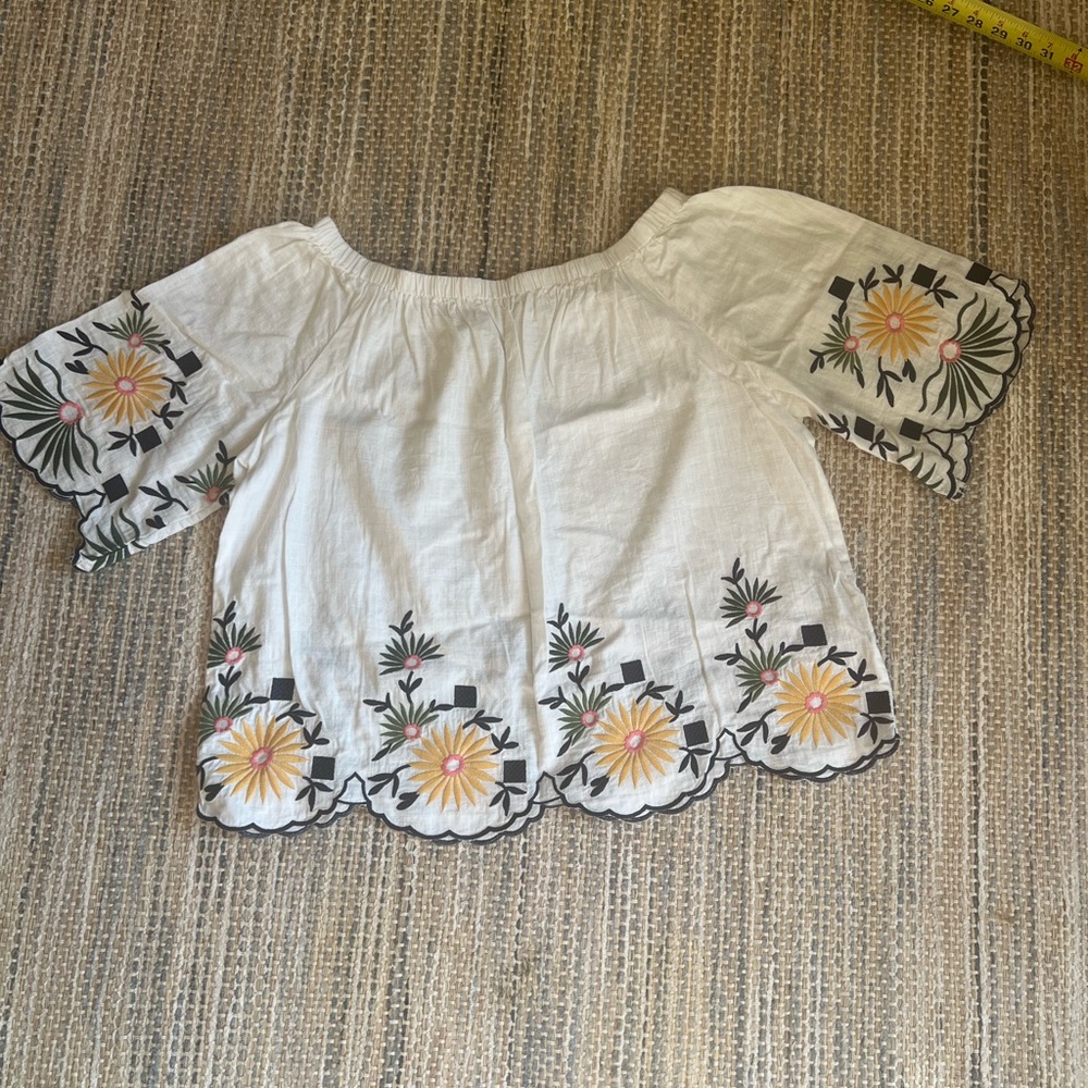 Embroidered White Floral Women's Top